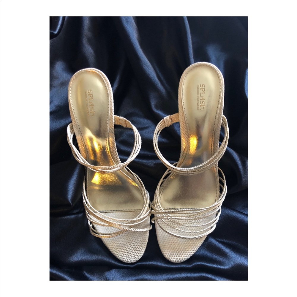 Splash fashion footwear